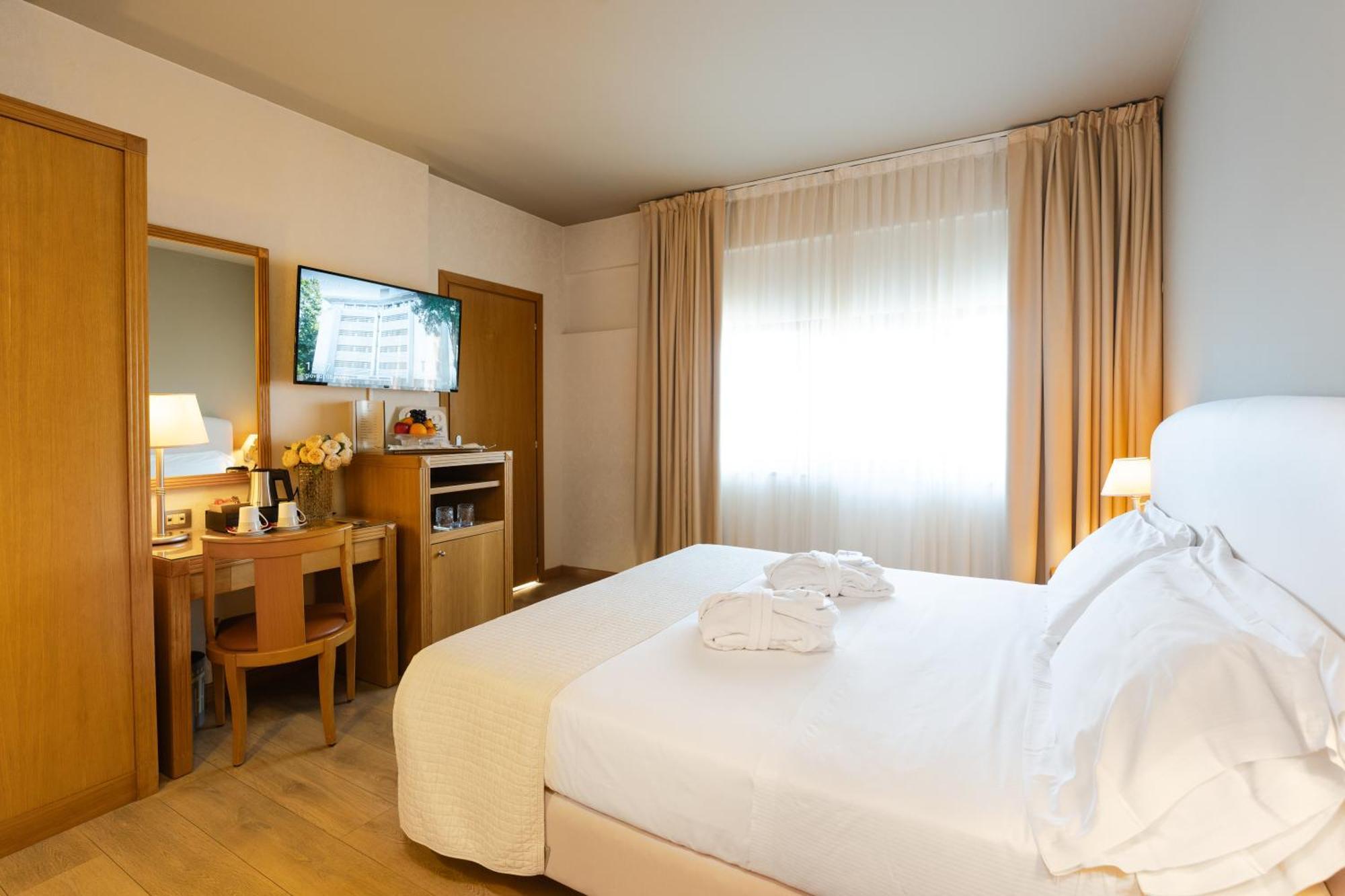 Hotel Touring Carpi Eksteriør bilde