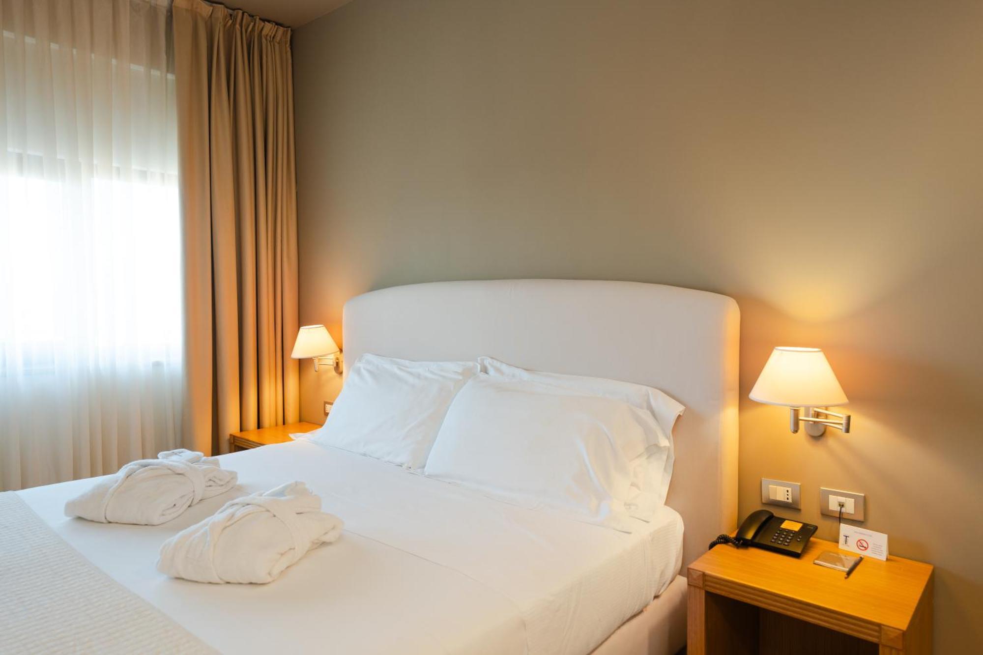 Hotel Touring Carpi Eksteriør bilde