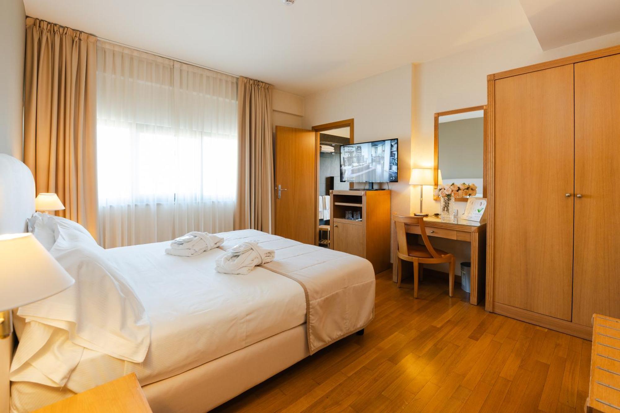 Hotel Touring Carpi Eksteriør bilde