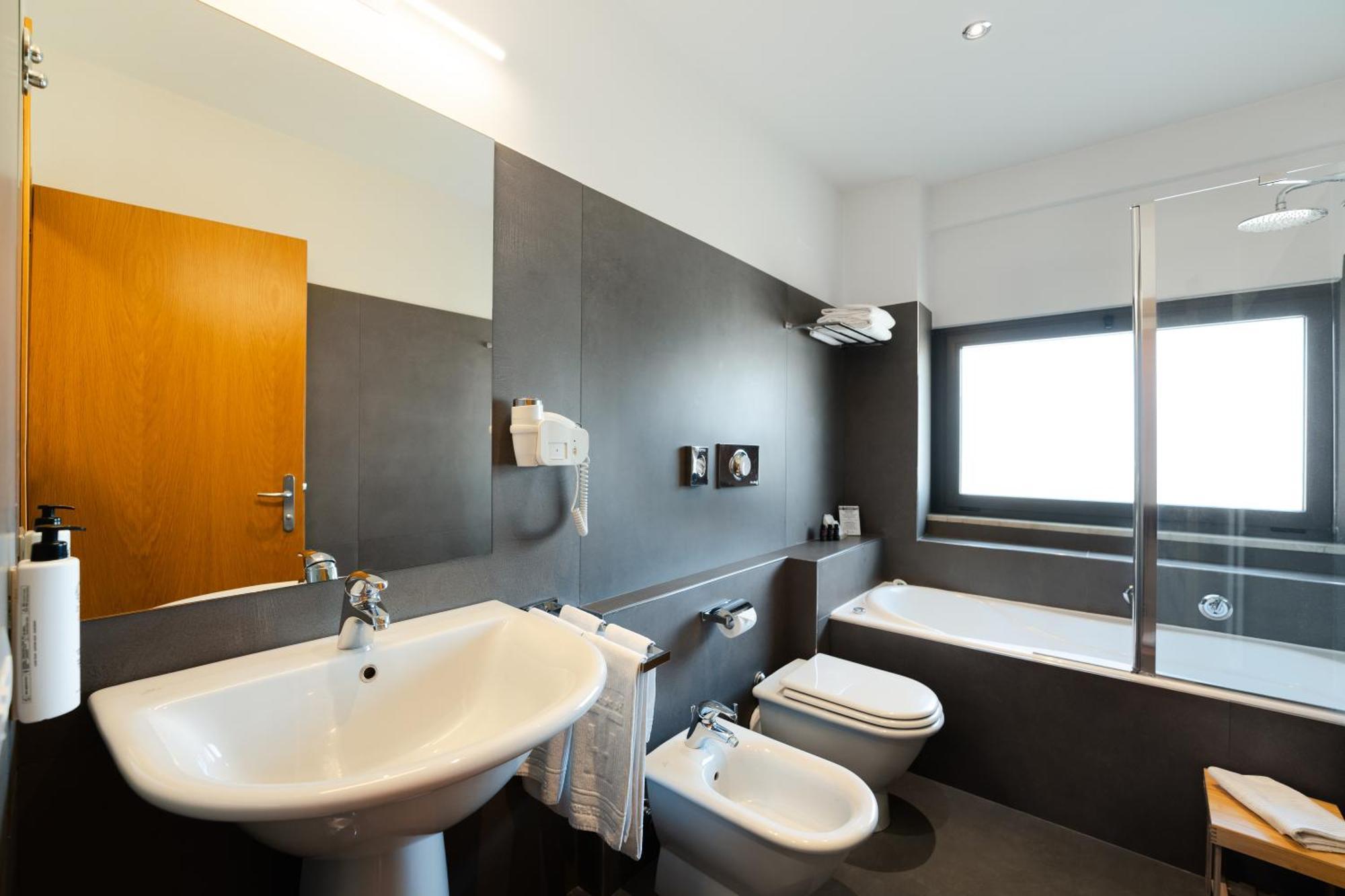 Hotel Touring Carpi Eksteriør bilde